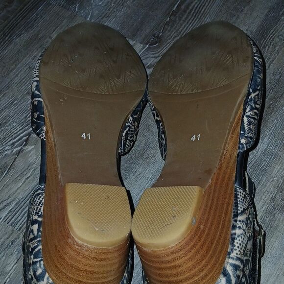 L'Artiste Spring Step black and tan cutout wooden wedge heel shoes Sz 41 - Picture 8 of 9